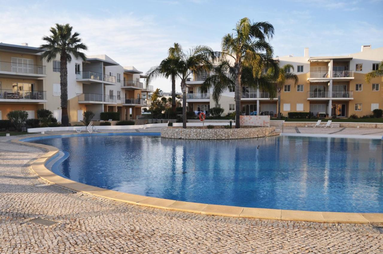 Sea And Pool At Vila Da Praia Alvor Extérieur photo