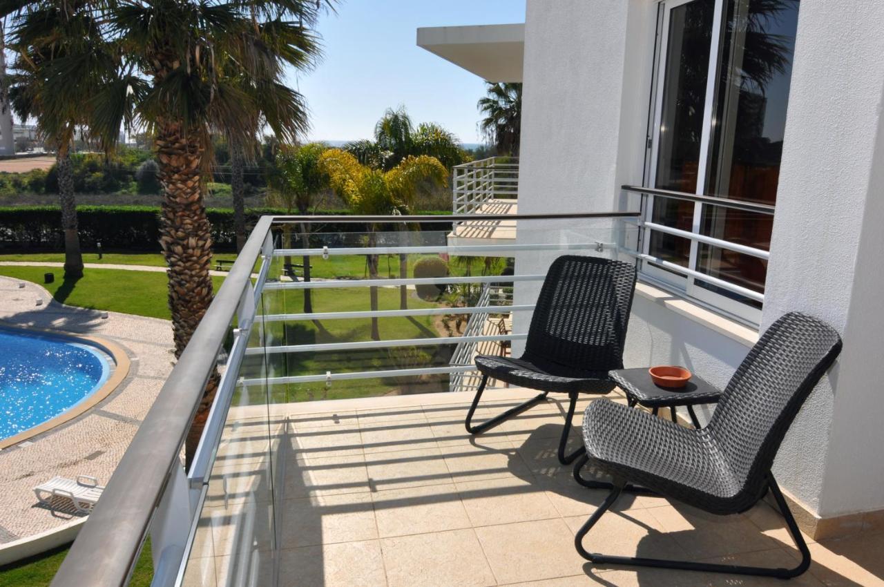 Sea And Pool At Vila Da Praia Alvor Extérieur photo